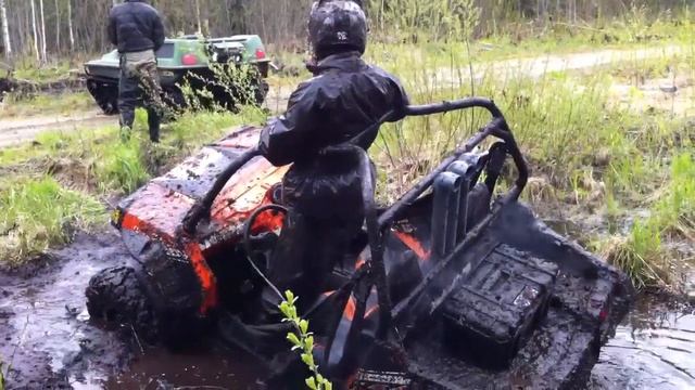 Polaris RZR vs яма :) смотреть онлайн