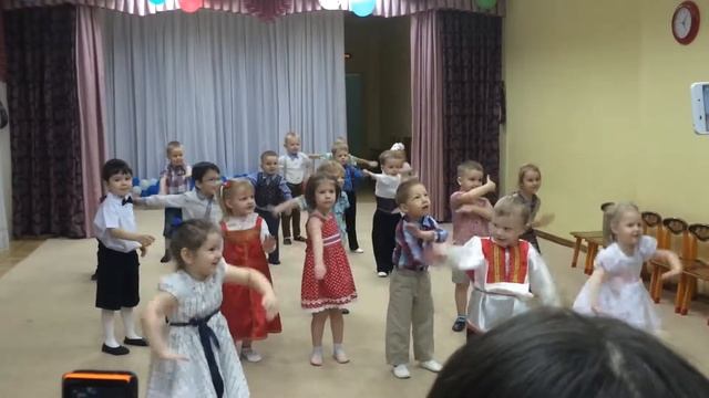 Мамин день! Поздравление! смотреть онлайн