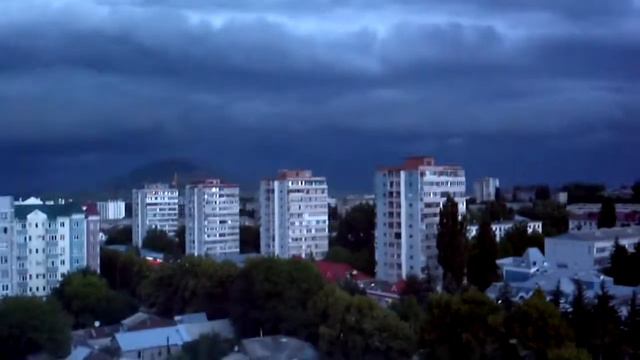 Грозовые тучи. смотреть онлайн