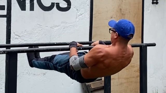 Erik Noriega - Street Workout & Calisthenics Motivation 2022 смотреть онлайн