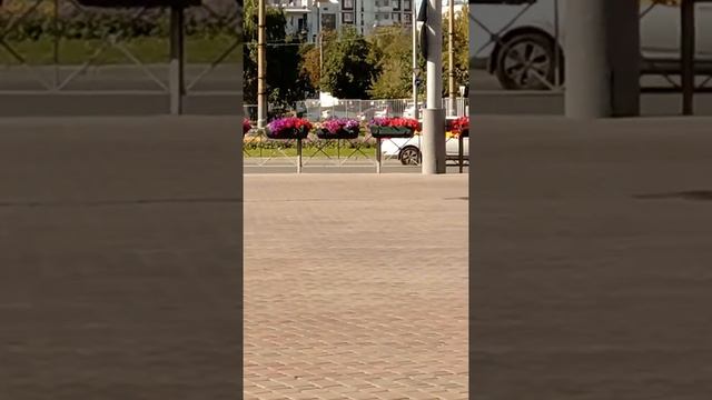 У станции метро Южная. Москва. смотреть онлайн