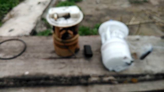 рено логан замена бензонасоса, как открутить крышку легко.. смотреть онлайн