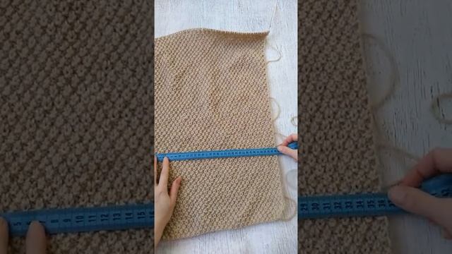 Пальто спицами с английским воротником. Часть 2. Полочки для пальто. смотреть онлайн