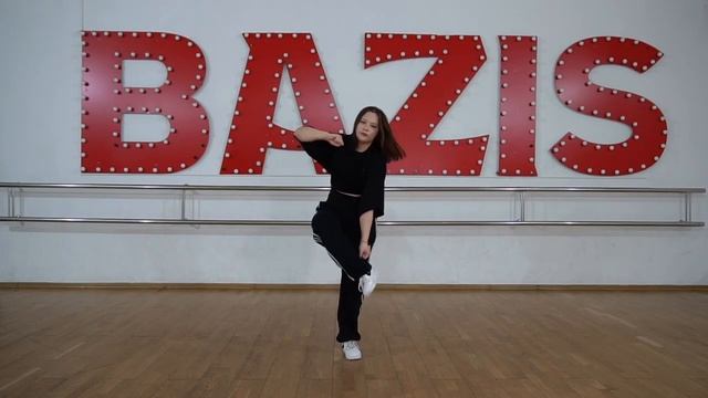 Учим связку «Girly hip-hop» с Ульяной❤️? смотреть онлайн