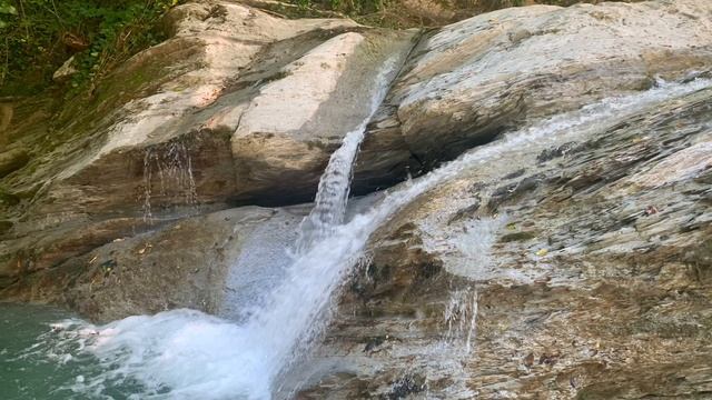 Водопады Фагуа, река Западный Дагомыс, Сочи, 17.07.2021г. смотреть онлайн