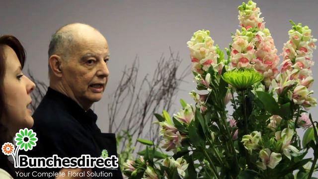 Do it yourself - Large Long Stem Wedding Arrangement смотреть онлайн