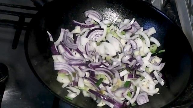 Вырезка свиная под овощами. смотреть онлайн