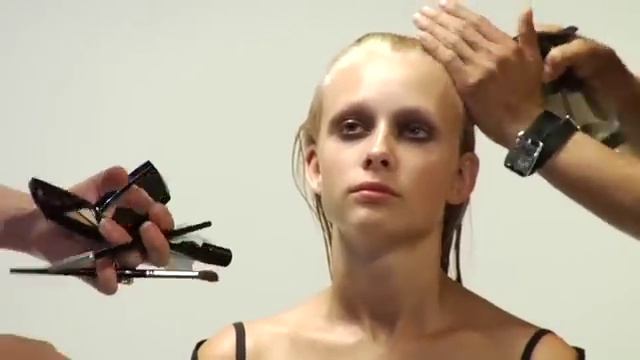 V A Model winner Lea Groesland's first ever shoot for V61! смотреть онлайн