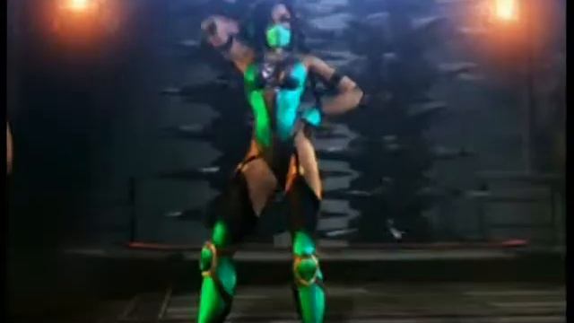 Jade Shows Her Ex Boyfriend WHOSE BOSS! Mortal Kombat style. смотреть онлайн
