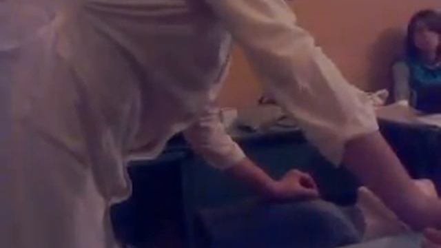 Как правильно делать непрямой массаж сердца смотреть онлайн