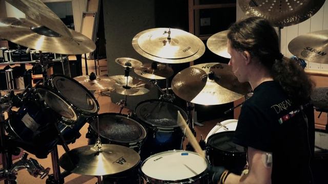 Ariana Grande - Into You (Fusion/Prog/Djent Arrangement) смотреть онлайн
