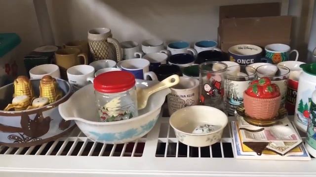 How I Store & Organize My Inventory for Etsy & Ebay! (in a very small home!) смотреть онлайн