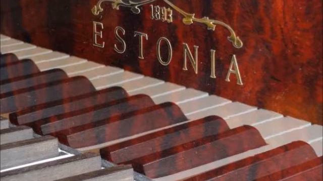 Estonia Pianos Travel To Classic Pianos in Portland смотреть онлайн