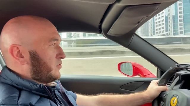 КРАСАВИЦА НЕ ПОВЕЛИСЬ НА FERRARI / ГОНЯЕМ ПО ДУБАЮ смотреть онлайн