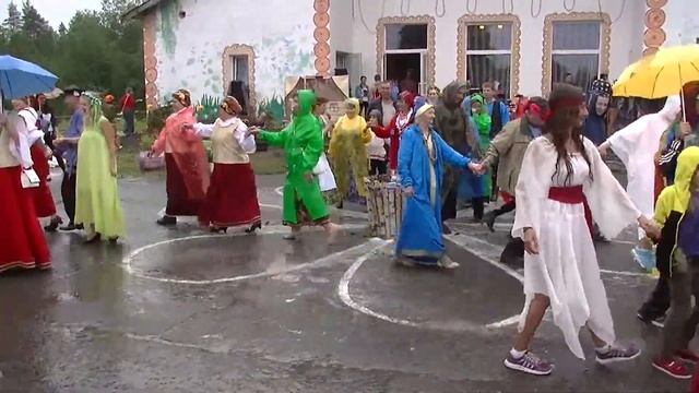 Народное гулянье "Берёзовая каша" в честь берёзового веника в п.Берёзовка смотреть онлайн