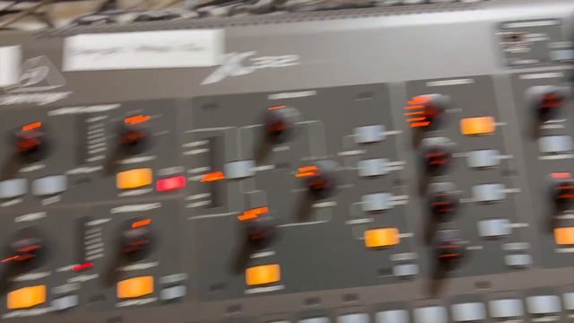 Behringer X32 digital audio mixer for church worship comprehensive tutorial part 1 смотреть онлайн