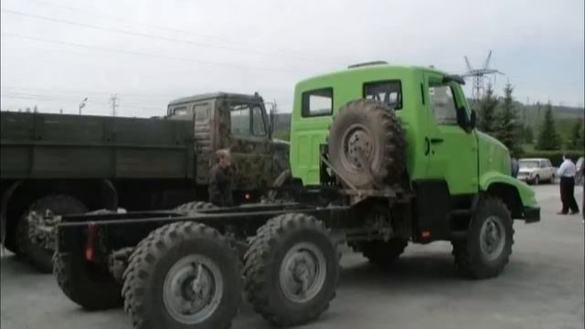 Как ЗИЛ в 2000-х хотел спасти свой завод обновленным грузовиком! смотреть онлайн