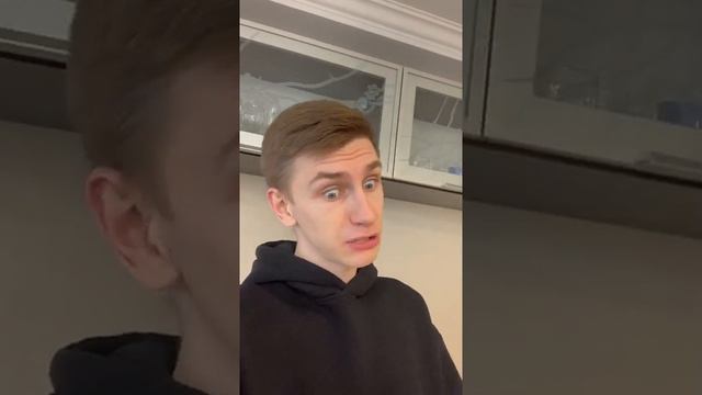 БАТЯ ДЕТСТВО ВСПОМИНАЛ смотреть онлайн