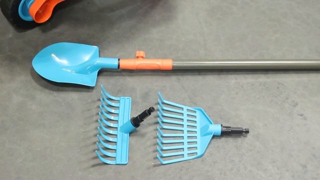 Gardena Wheelbarrow and Tool Set - Features and Benefits смотреть онлайн