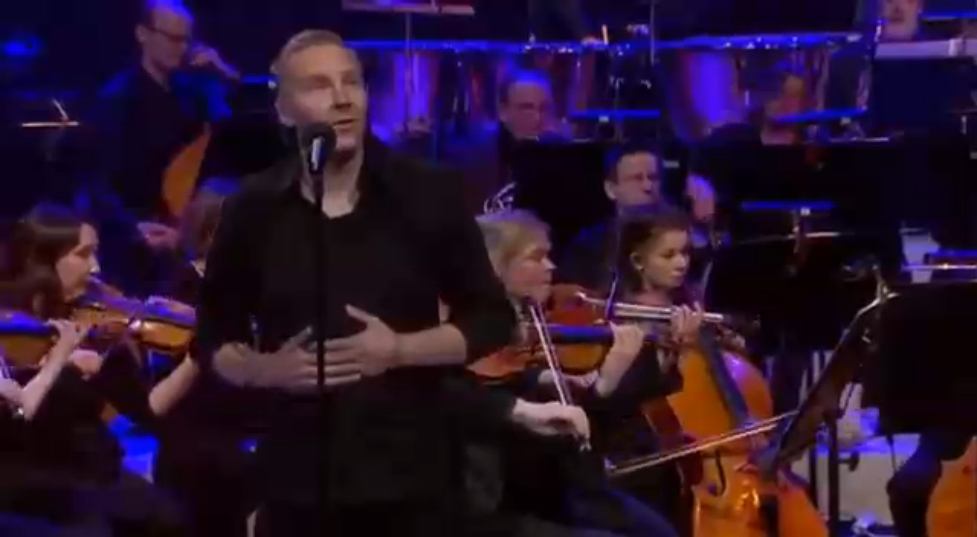 Poets of the Fall - Late Goodbye (Live Slush Video Game Concert) смотреть онлайн