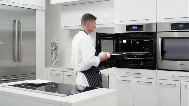 How to Make Blackberry Cobbler in a Bosch SideOpening Wall Oven смотреть онлайн