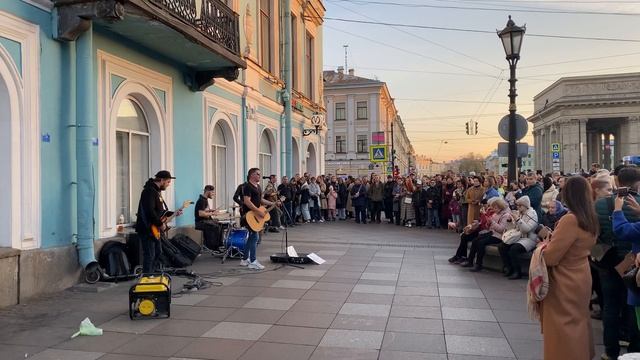 Яхта, парус. Ялта, август. Уличные музыканты. Санкт-Петербург, октябрь 2021 смотреть онлайн