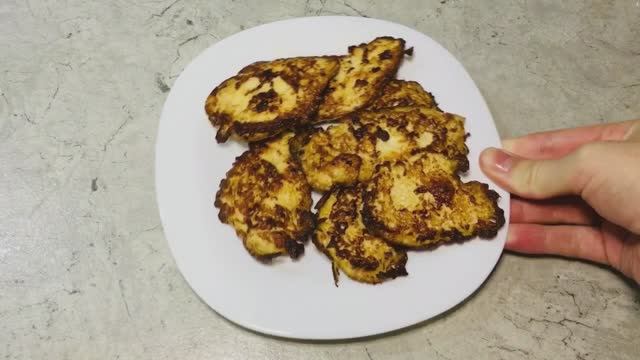 Очень нежные и мягкие куриные отбивные в сметанно-горчичном маринаде. Грудка тоже может быть сочной