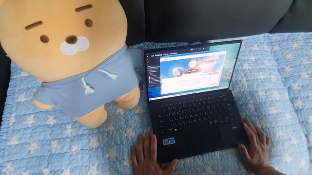 초경량 비즈니스 노트북 ASUS Expertbook B9 리뷰 - 2부 - смотреть онлайн