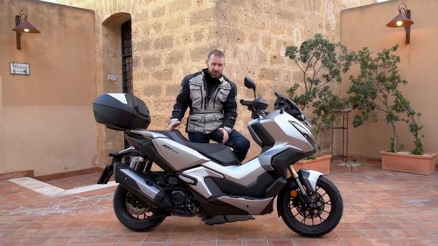 Honda ADV 350 od Motohouse смотреть онлайн