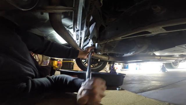 2015 Subaru WRX Changing Rear Differential Fluid Change смотреть онлайн