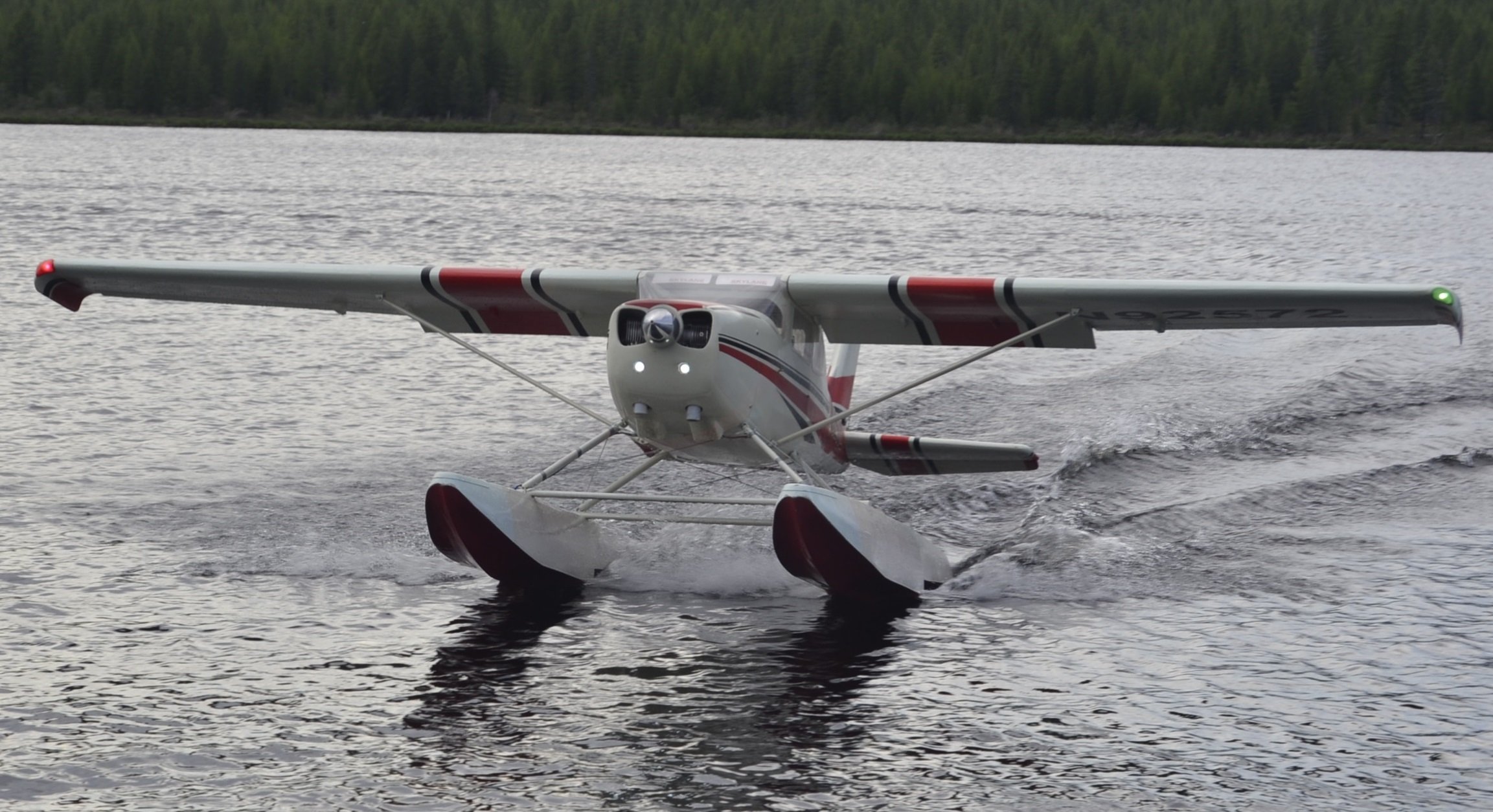Полукопия самолета Cessna 182 Skylane