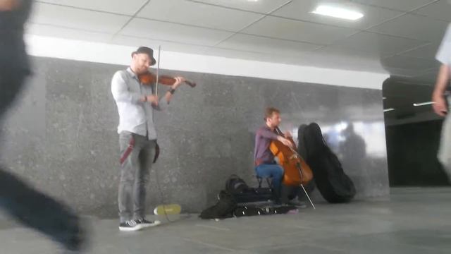 Уличные музыканты новый Арбат смотреть онлайн