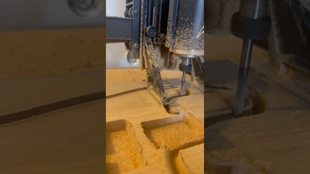 Carving a HSH Floyd Strat #guitarbuilding #guitarbuilder #guitarcnc смотреть онлайн