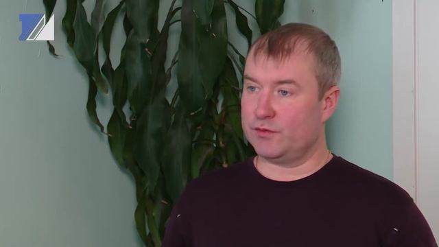 Экологи проводят очередной сбор макулатуры смотреть онлайн