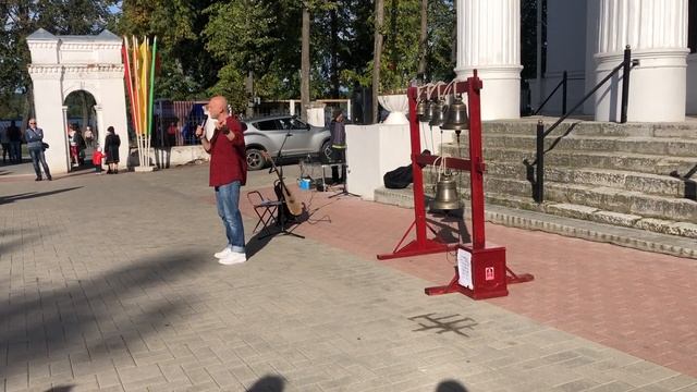 Выступает Владимир Архангельский – мастер колокольного звона смотреть онлайн