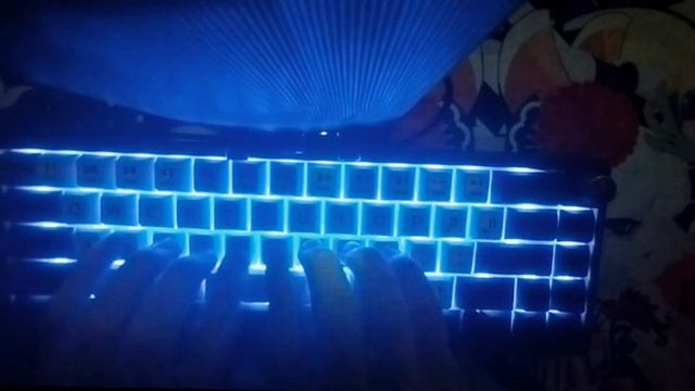 ЭТА КЛАВИАТУРА СТОИТ ВСЕГО ЛИШЬ 50$! FEKER IK65 смотреть онлайн