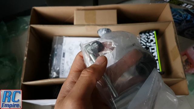 Kyosho Inferno NEO ST 3.0 Unboxing - Episode 1 - Box content and series overview смотреть онлайн
