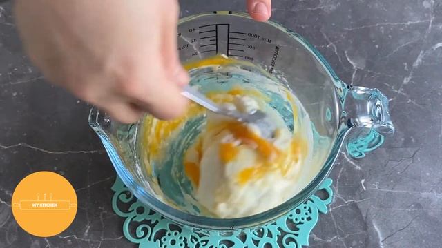 Vatrushka Recipe | Russian Cream Cheese And Apple Buns! | نان واتروشکا روسی