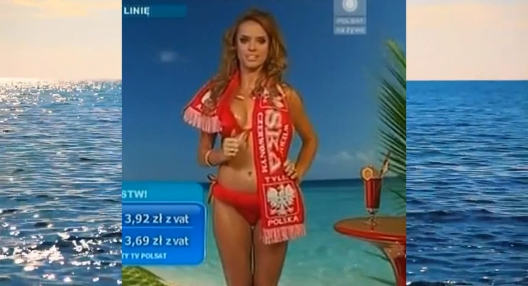 Striptease on TV / Bikini girl Monika Ordowska - Night of riddles - remars65 смотреть онлайн