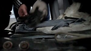 Mazda MPV эксплуатация и ремонт how to change the fuel pump.как самому поменять бензонасос.