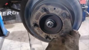 Лада Нива 21214 тормозные диски и суппорта нового образца. Замена, нюансы.