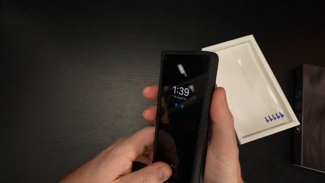 Samsung Z Fold 5 Carbon Fiber Magsafe Case смотреть онлайн