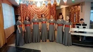 И Дунаевский Весна идет исполняет  вокальный ансамбль "Гранатовый браслет"