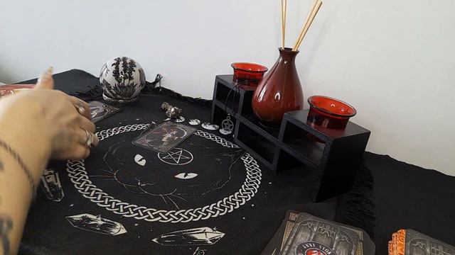 4 Королевы: Что Вам Надо Знать Сейчас? Важная Информация из Потока для Вас! смотреть онлайн