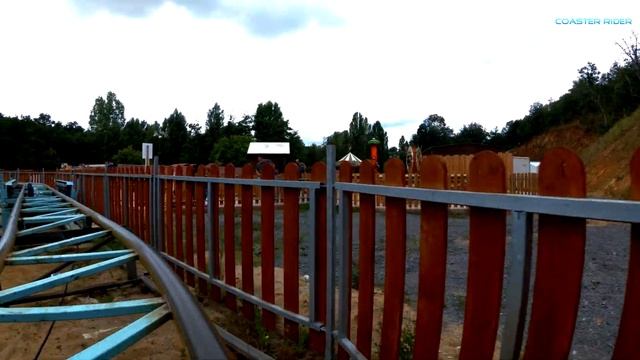 [Onride] Bobsleigh (vue directe sur rails) - Parc de la Vallée смотреть онлайн