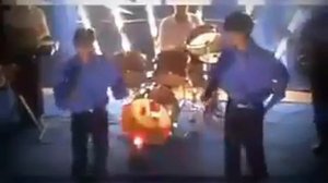 Гр Эхсон хола хола духтаре дори курбонат шавм (GR Ehson hola hola duhtare dori qurbonat shavm