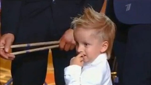 Минута славы  Трёхлетний барабанщик Лёня Шиловский