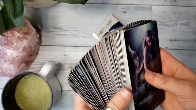 The Best Tarot & Oracle Decks of 2022 смотреть онлайн