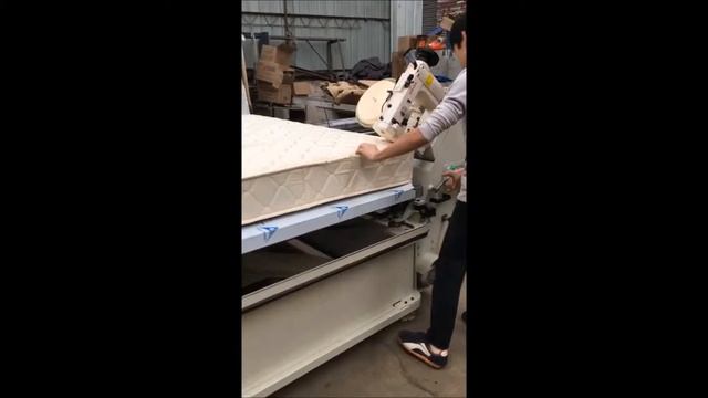 WB-3 Машина для окантовки края матраса полуавтоматического типа смотреть онлайн