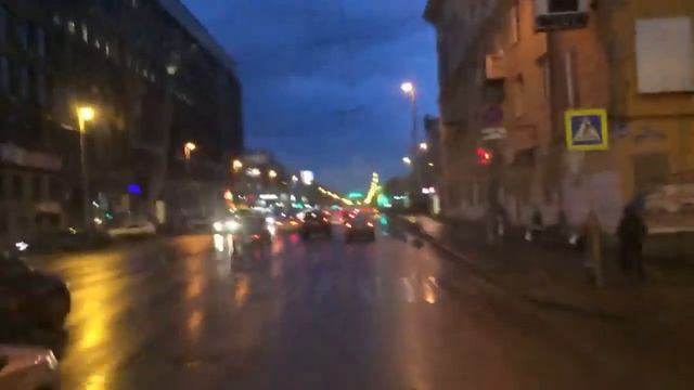 Первый первого. Автобус. Апреля смотреть онлайн